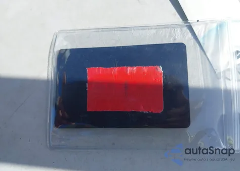 2020 Tesla Model Y Long Range Dual Motor All-Wheel Drive z USA, uszkodzony, nr VIN 5YJYGDEE3LF043800